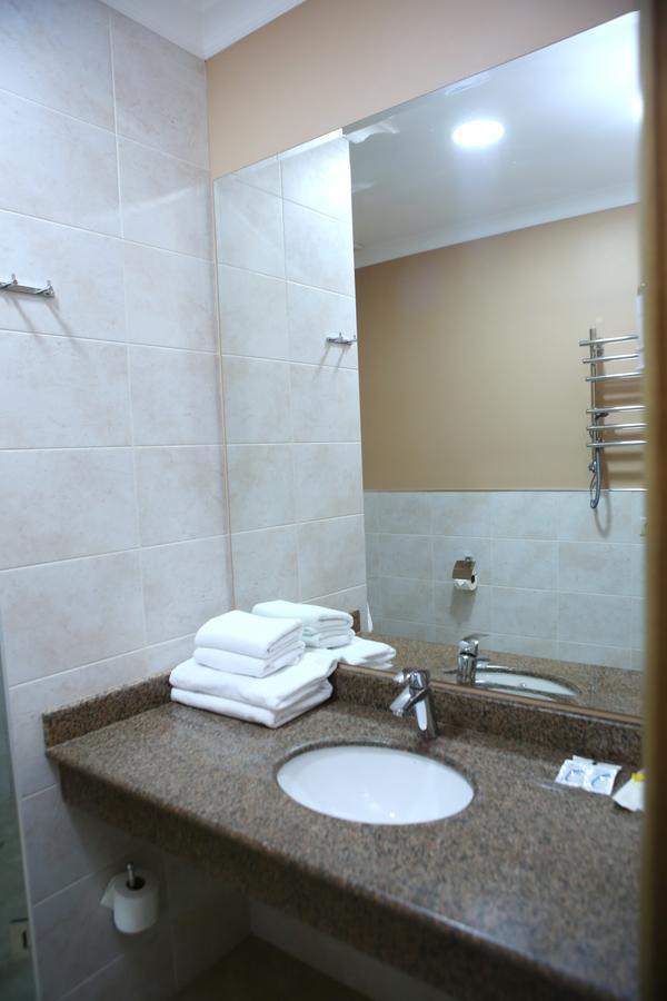 Hotel Aner Astana Ngoại thất bức ảnh