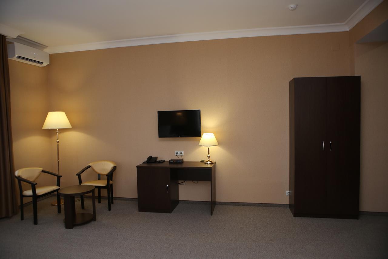 Hotel Aner Astana Ngoại thất bức ảnh